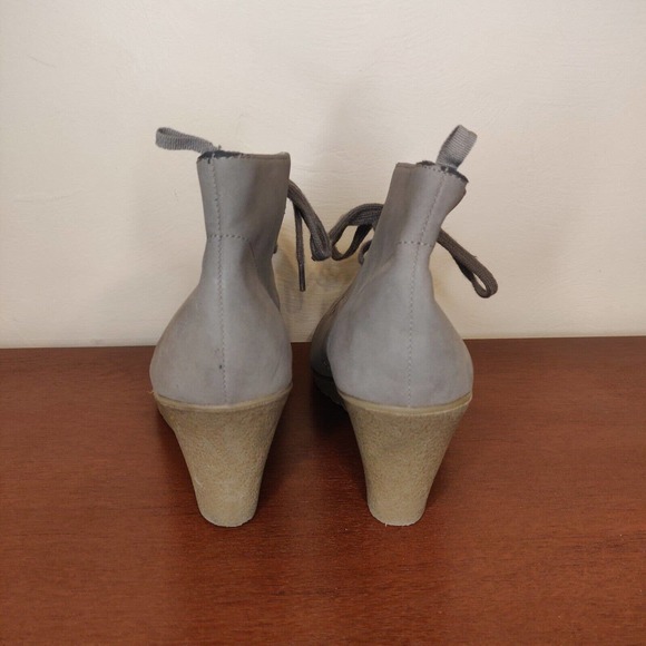 Gap Women's Shoes Wedge Heel Booties Gray Suede Lace Up Size 10. - Picture 2 of 8